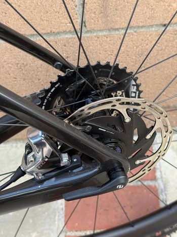 Used Scott Addict Gravel Tuned 2024 2024 Road & Gravel, Black — image 12 of 19