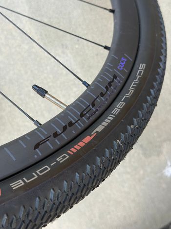 Used Scott Addict Gravel Tuned 2024 2024 Road & Gravel, Black — image 6 of 19