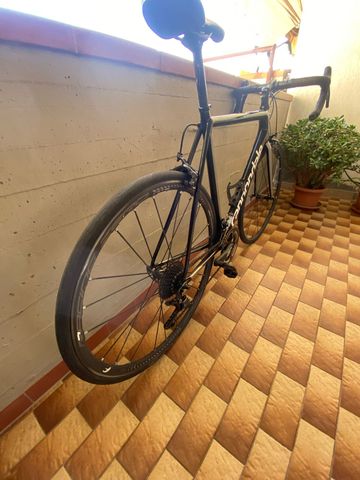 Used Cannondale SuperSix EVO Shimano 105 2017 Road & Gravel, Black — image 5 of 8