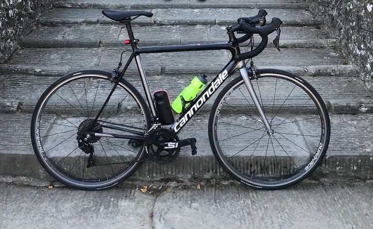 Used Cannondale SuperSix EVO Shimano 105 2017 Road & Gravel, Schwarz — image 1 of 5