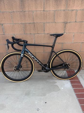 Used Scott Addict RC Pro 2023 2023 Road & Gravel, Blue — image 2 of 19