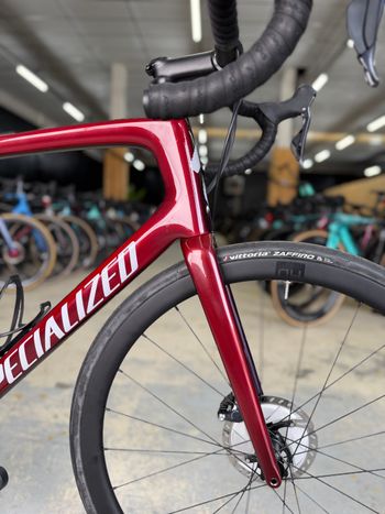 Used Specialized Tarmac SL6 Disc Comp - Ultegra Di2 2019 2019 Road & Gravel — image 6 of 24