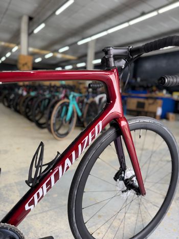 Used Specialized Tarmac SL6 Disc Comp - Ultegra Di2 2019 2019 Road & Gravel — image 8 of 24