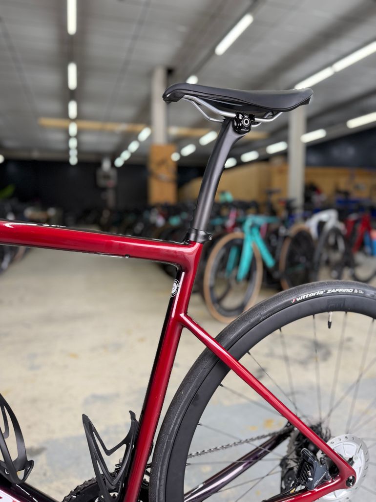 Used Specialized Tarmac SL6 Disc Comp - Ultegra Di2 2019 2019 Road & Gravel — image 21 of 24