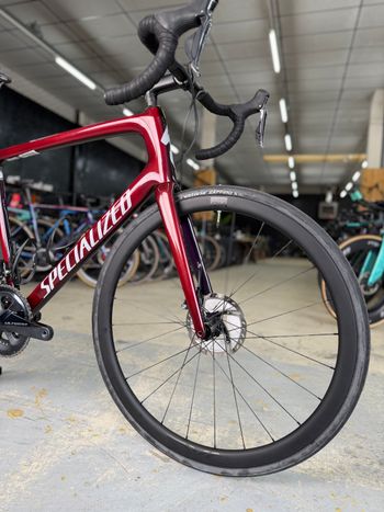 Used Specialized Tarmac SL6 Disc Comp - Ultegra Di2 2019 2019 Road & Gravel — image 3 of 24