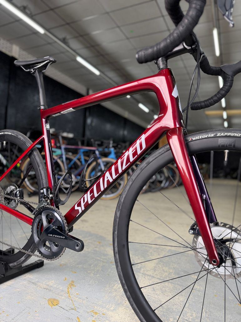 Used Specialized Tarmac SL6 Disc Comp - Ultegra Di2 2019 2019 Road & Gravel — image 4 of 24