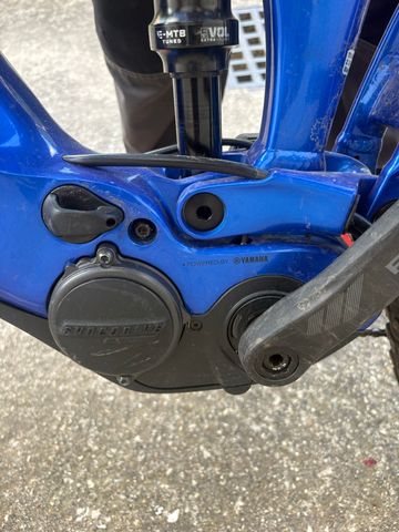 Tweedehands Giant Trance X E+ 2 Pro 29er 2022 2022 Mountainbike — afbeelding 4 van 4