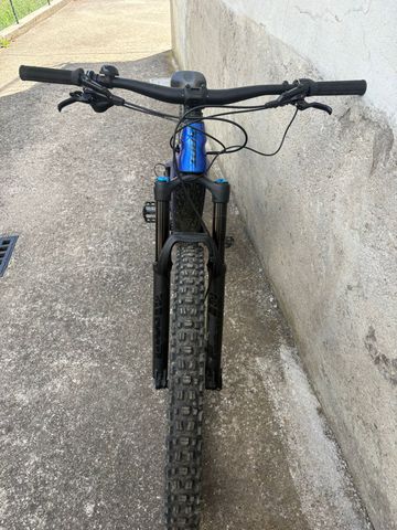 Tweedehands Giant Trance X E+ 2 Pro 29er 2022 2022 Mountainbike — afbeelding 2 van 4