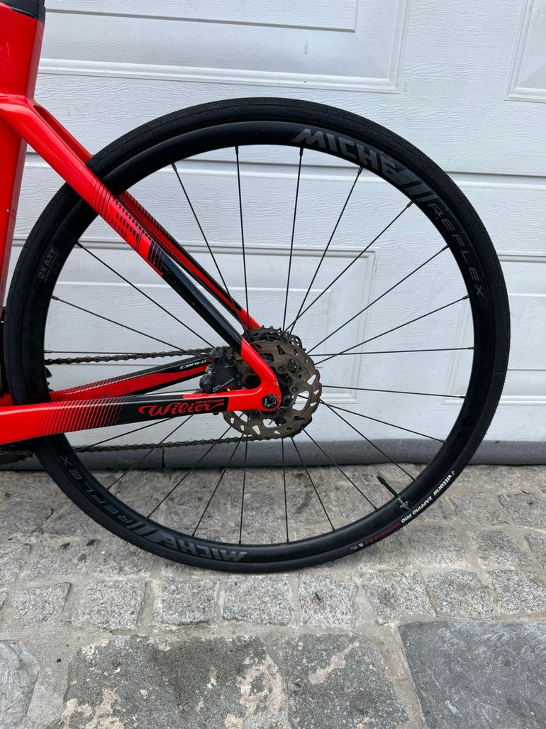 Used Wilier CENTO10 SL 2023 2023 Road & Gravel, Rojo — image 7 of 7