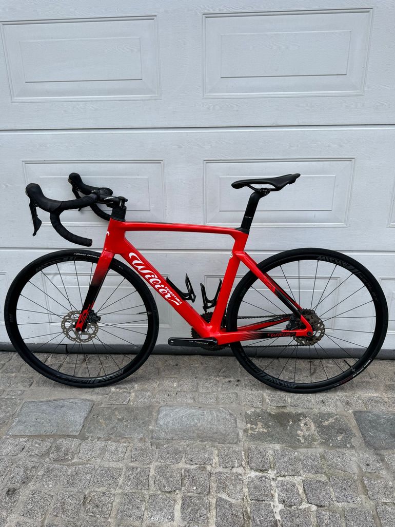 Used Wilier CENTO10 SL 2023 2023 Road & Gravel, Rojo — image 2 of 7