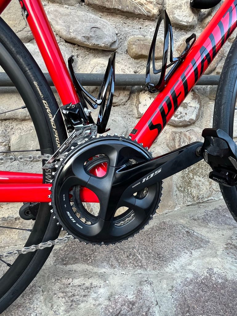 Used Specialized Tarmac Shimano 105 2023 Road & Gravel, Red — image 4 of 8
