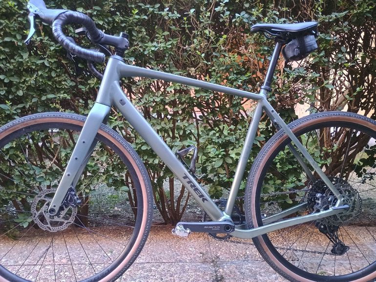Used trek checkpoint alr4 2026 Trek checkpoint alr4 2026 Custom Shimano CUES 2026 Road & Gravel, Green — image 2 of 5