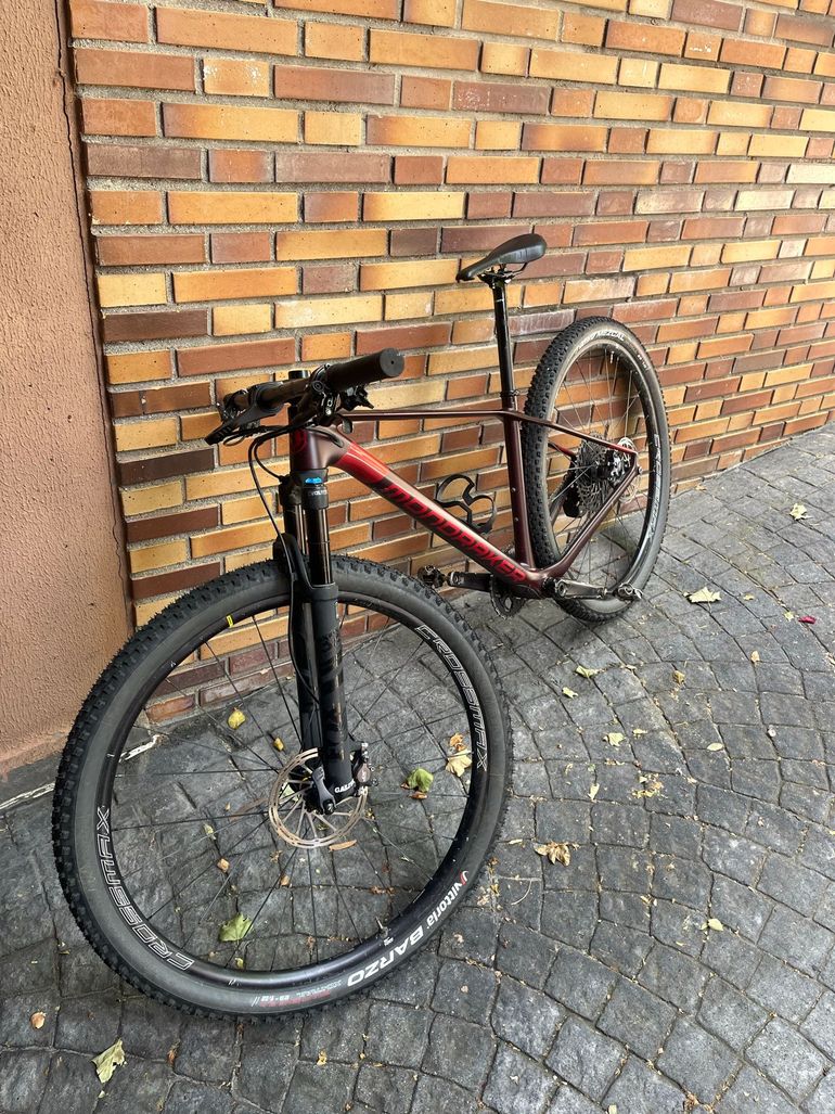 Used Mondraker PODIUM CARBON 2022 2022 Mountainbike, Rojo — image 2 of 11
