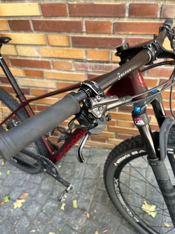Gebrauchtes Mondraker PODIUM CARBON 2022 2022 Mountainbike, Rot, 29 — Bild 8 von 11