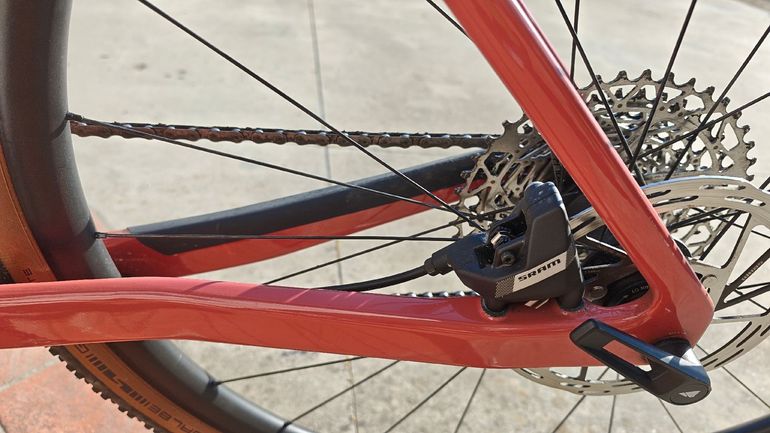 Used Canyon Grizl CF SL 6 AXS 2023 2023 Road & Gravel, Rojo — image 14 of 15