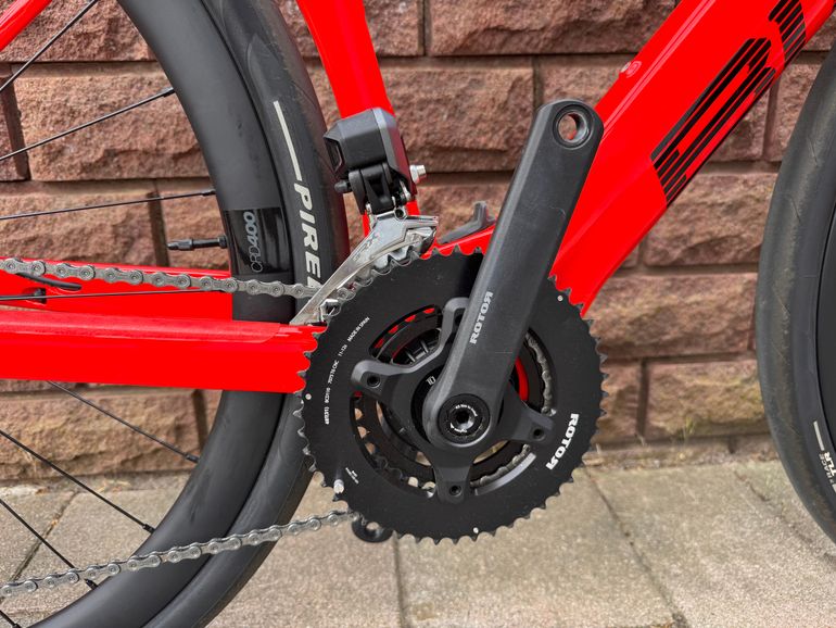 Used BMC BMC Roadmachine 01 AMP Two 2025 2025 Road & Gravel, Red — image 10 of 20