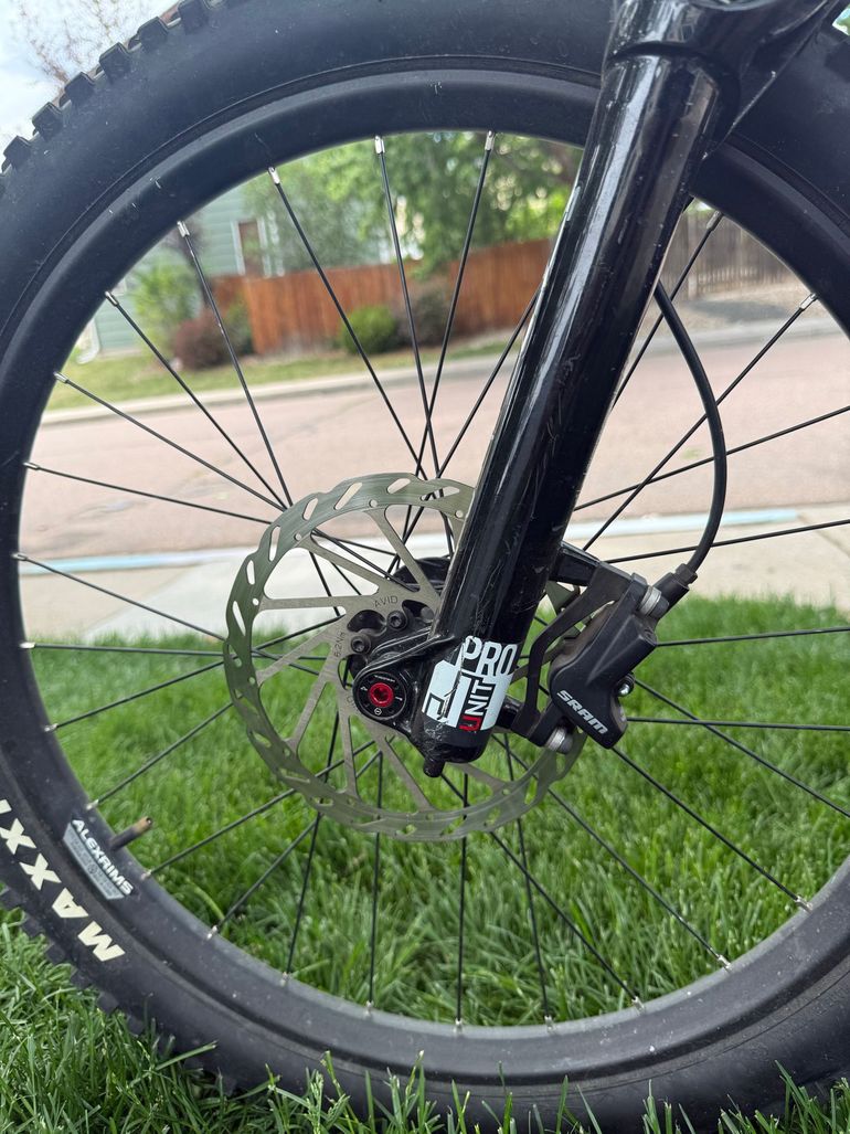 Used Commencal META HT 24 2026 2026 Youth, Light Gray — image 7 of 8