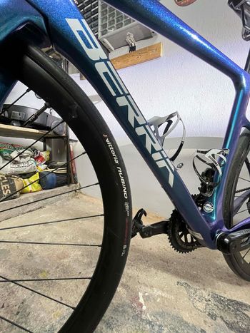 Used Berria BELADOR 8 2023 2023 Road & Gravel — image 2 of 14
