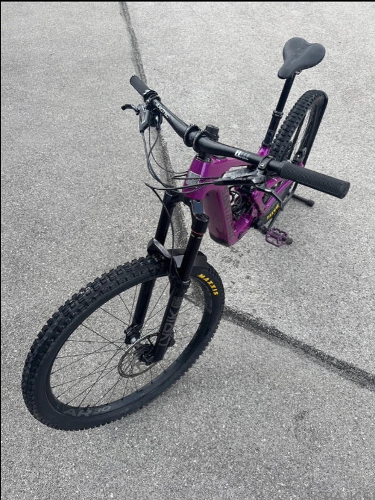 Used Santa Cruz Heckler SL S / Carbon C 2024 2024 Mountainbike — image 4 of 5