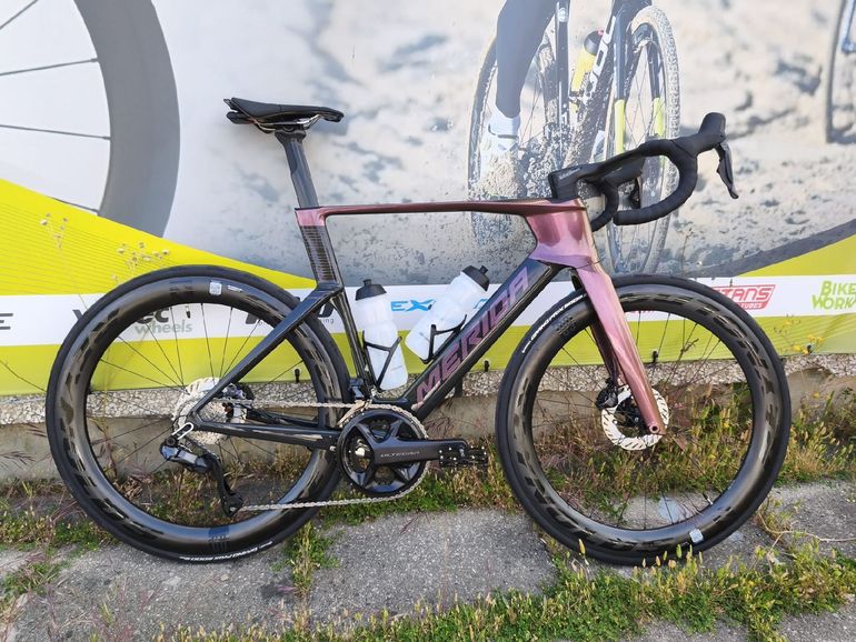 Used Merida REACTO 8000 2027 2027 Road & Gravel — image 1 of 5