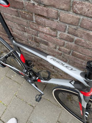 Used Ridley Fenix SL Disc - Ultegra Di2 2019 2019 Road & Gravel — image 3 of 10