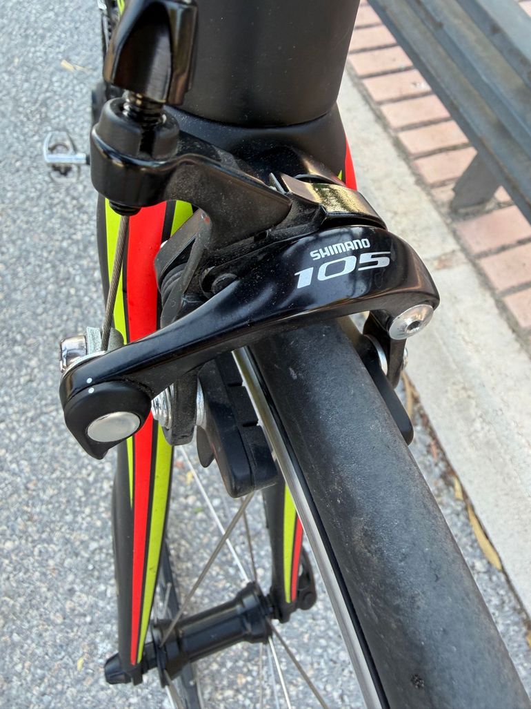 Used Specialized Roubaix SL4 Sport 2017 2017 Road & Gravel, Black — image 8 of 10