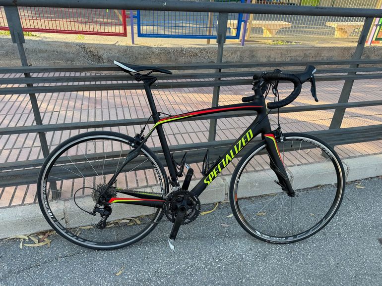 Used Specialized Roubaix SL4 Sport 2017 2017 Road & Gravel, Black — image 1 of 10