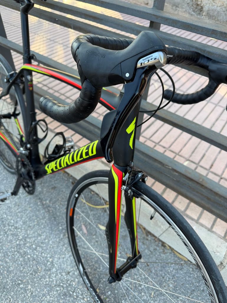 Used Specialized Roubaix SL4 Sport 2017 2017 Road & Gravel, Black — image 4 of 10