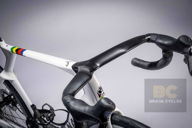Used Colnago Colnago Y1Rs | Color YRWC | Size M | NEW Frameset Frameset 2026 Road & Gravel — image 2 of 16