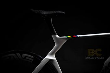 Used Colnago Colnago Y1Rs | Color YRWC | Size M | NEW Frameset Frameset 2026 Road & Gravel — image 11 of 16