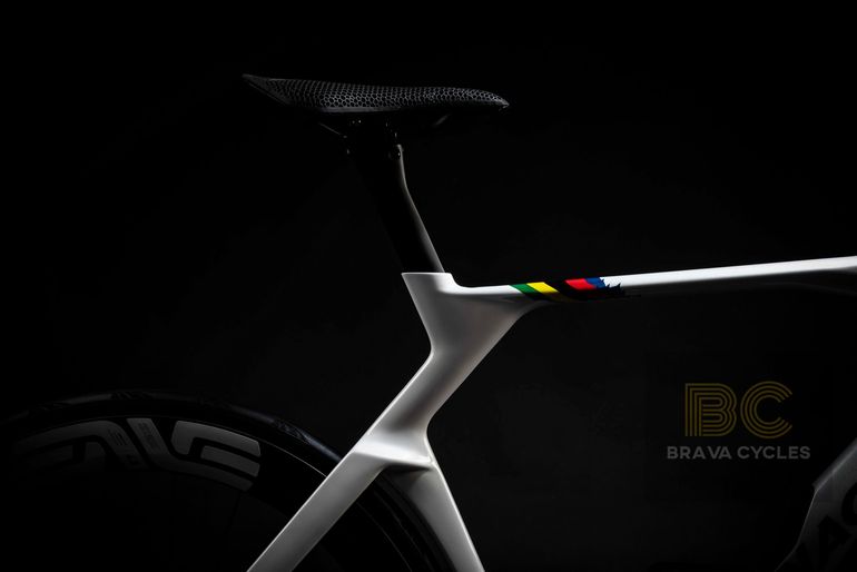 Used Colnago Colnago Y1Rs | Color YRWC | Size M | NEW Frameset Frameset 2026 Road & Gravel — image 11 of 16
