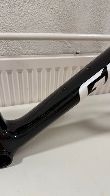 Used Giant TCR Advanced SL Disc Frameset 2024 Frameset 2024 Road & Gravel, Black — image 6 of 11