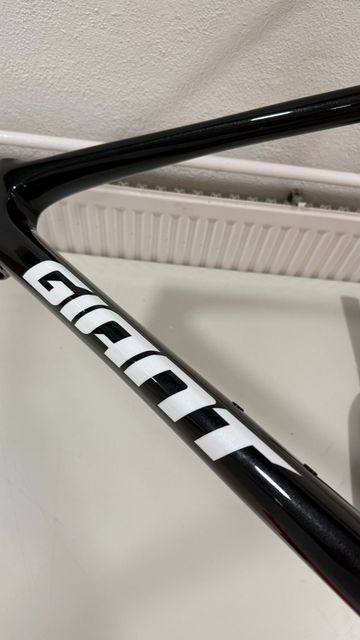 Used Giant TCR Advanced SL Disc Frameset 2024 Frameset 2024 Road & Gravel, Black — image 4 of 11
