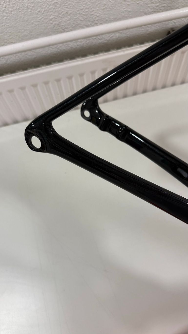 Used Giant TCR Advanced SL Disc Frameset 2024 Frameset 2024 Road & Gravel — image 10 of 11
