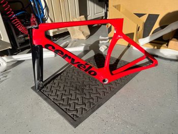 Used Cervélo S5 Frameset 2023 Frameset 2023 Road & Gravel, Red — image 5 of 18