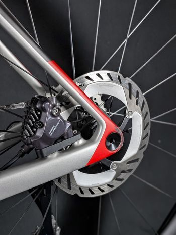 Used Trek Madone SL 7 Gen 8 2025 2025 Road & Gravel, Light Gray — image 18 of 24