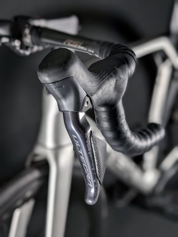Used Trek Madone SL 7 Gen 8 2025 2025 Road & Gravel, Light Gray — image 23 of 24