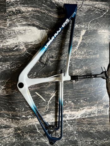 Used Lee Cougan Innova SuperGravel Frameset 2023 Mountainbike, White — image 2 of 5