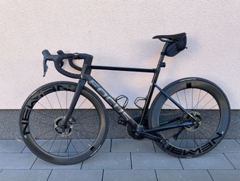 Used Focus Izalco Shimano Ultegra Di2 2023 Road & Gravel, Schwarz — image 2 of 8