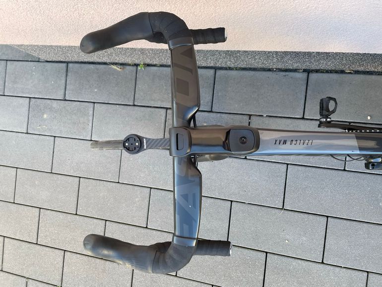Used Focus Izalco Shimano Ultegra Di2 2023 Road & Gravel, Schwarz — image 3 of 8
