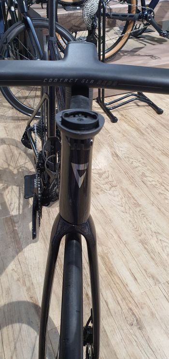 Used Giant Propel Advanced Pro 0-AXS 2027 2027 Road & Gravel — image 6 of 15