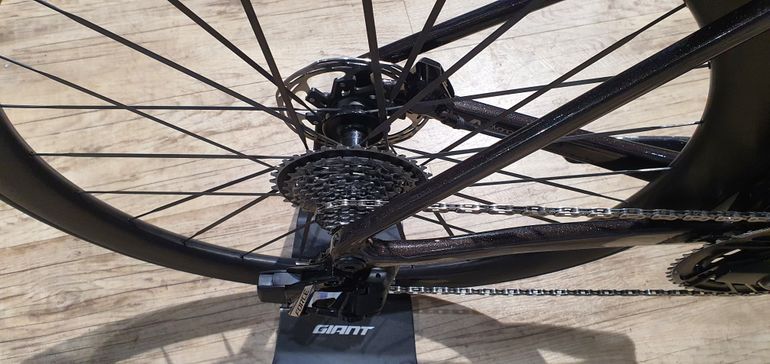 Used Giant Propel Advanced Pro 0-AXS 2027 2027 Road & Gravel — image 10 of 15
