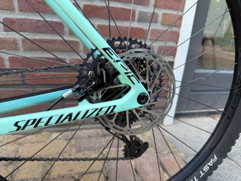 Used Specialized Men's Epic Hardtail Comp 2019 2019 Mountainbike, Green, 29 — image 8 of 8