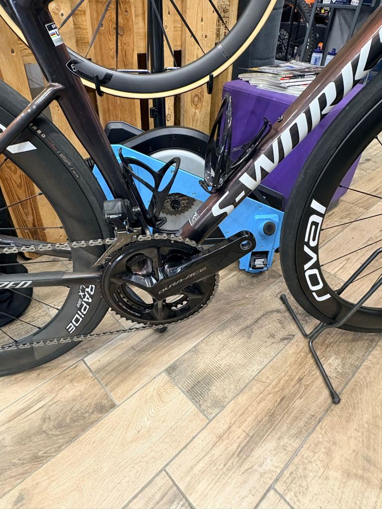 Used Specialized S-Works Tarmac SL8 - Shimano Dura-Ace Di2 2025 2025 Road & Gravel — image 3 of 8