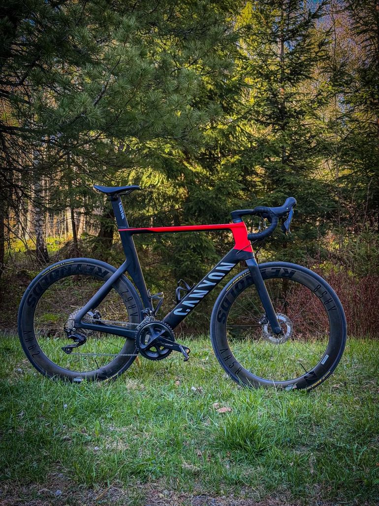 Used Canyon Aeroad CF SL 7 Disc 2021 2021 Road & Gravel — image 1 of 8