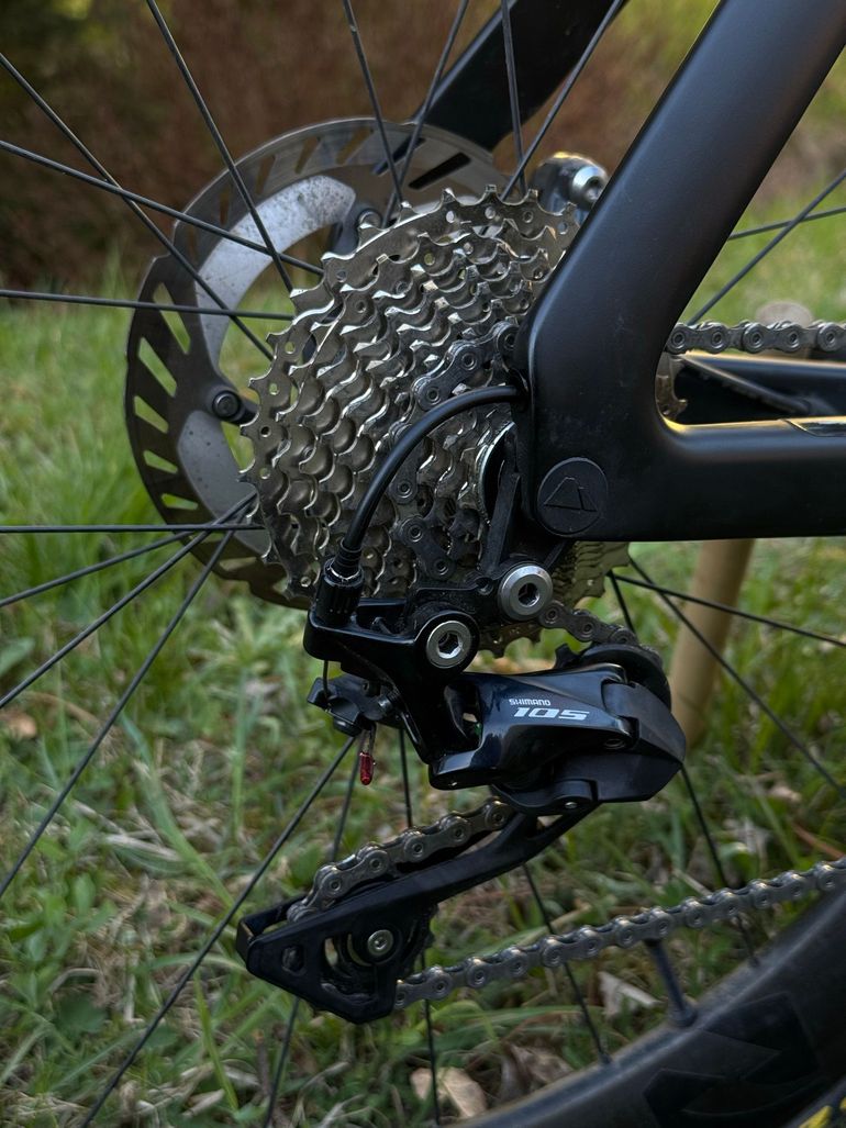 Used Canyon Aeroad CF SL 7 Disc 2021 2021 Road & Gravel — image 5 of 8