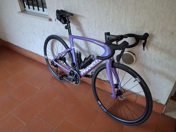 Used Pinarello Custom Shimano 105 Di2 2026 Road & Gravel, Blue — image 4 of 9