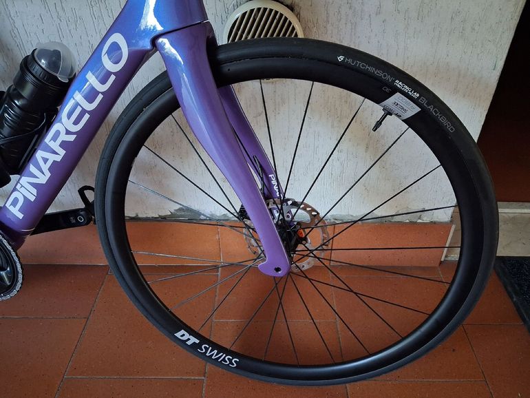 Used Pinarello Pinarello Custom Shimano 105 Di2 2026 Road & Gravel, Blue — image 6 of 9
