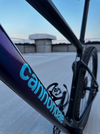 Used Cannondale Scalpel HT Carbon 2 2025 2025 Mountainbike, Purple, 29 — image 3 of 17