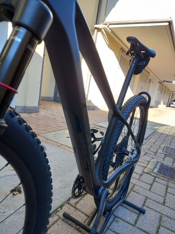 Gebrauchtes CUBE ELITE C:62, ONE 2024 2024 Mountainbike, Schwarz, 29 — Bild 4 von 6